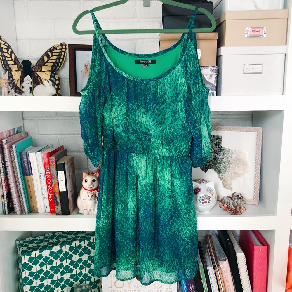 LAST CHANCE 🔥 Green and Blue Cold Shoulder Mini Dress - Picture 1 of 5